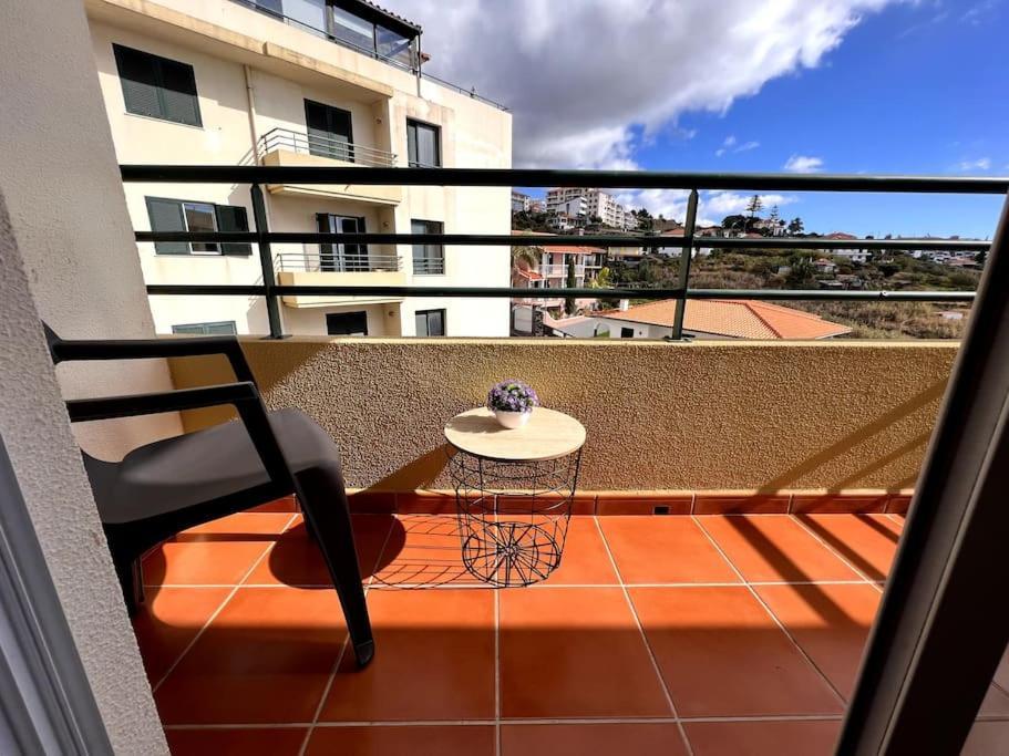 By The Sea - Apartamento Acolhedor E Relaxante. Caniço Eksteriør bilde
